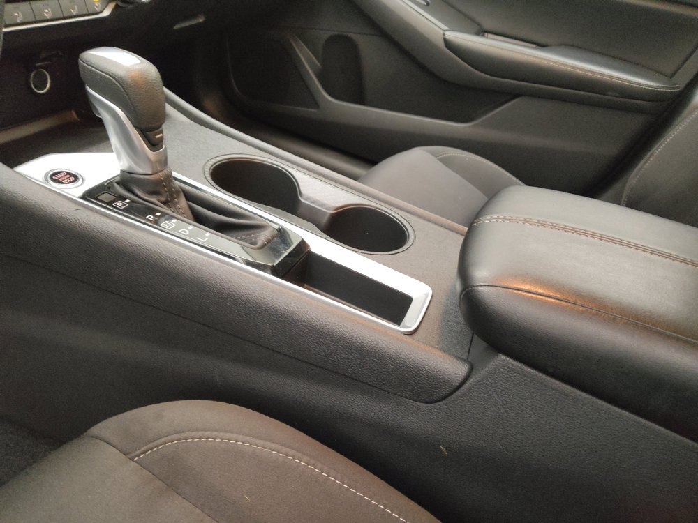 Used 2025 Nissan Altima 2.5 SV FWD image 26