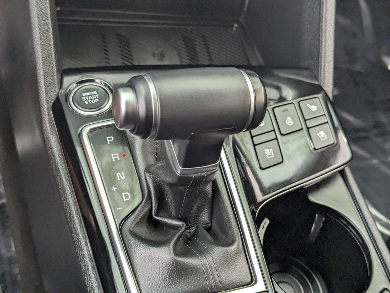 Used 2025 Kia Sportage SX image 27