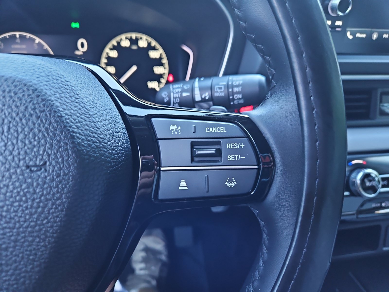 Used 2025 Honda Pilot EX-L image 26