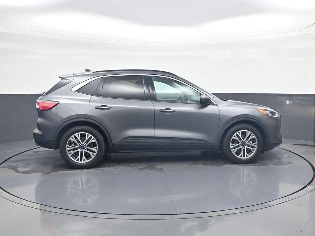 Used 2022 Ford Escape SEL image 8