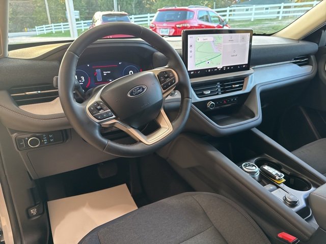 New 2026 Ford Explorer Active image 15
