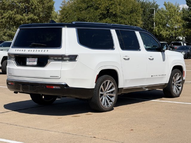 Used 2023 Jeep Grand Wagoneer L Series II AWD/4WD image 4