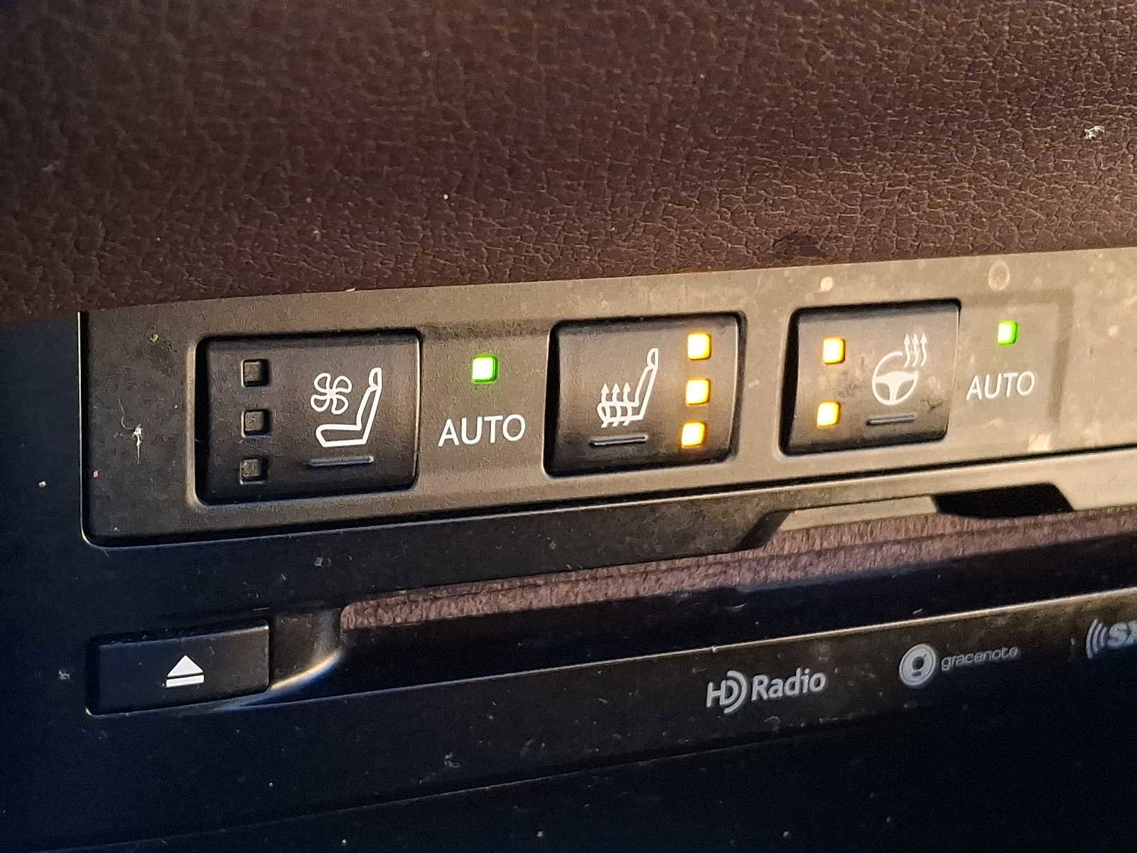 Used 2021 Lexus ES 250 w/ Premium Package image 21