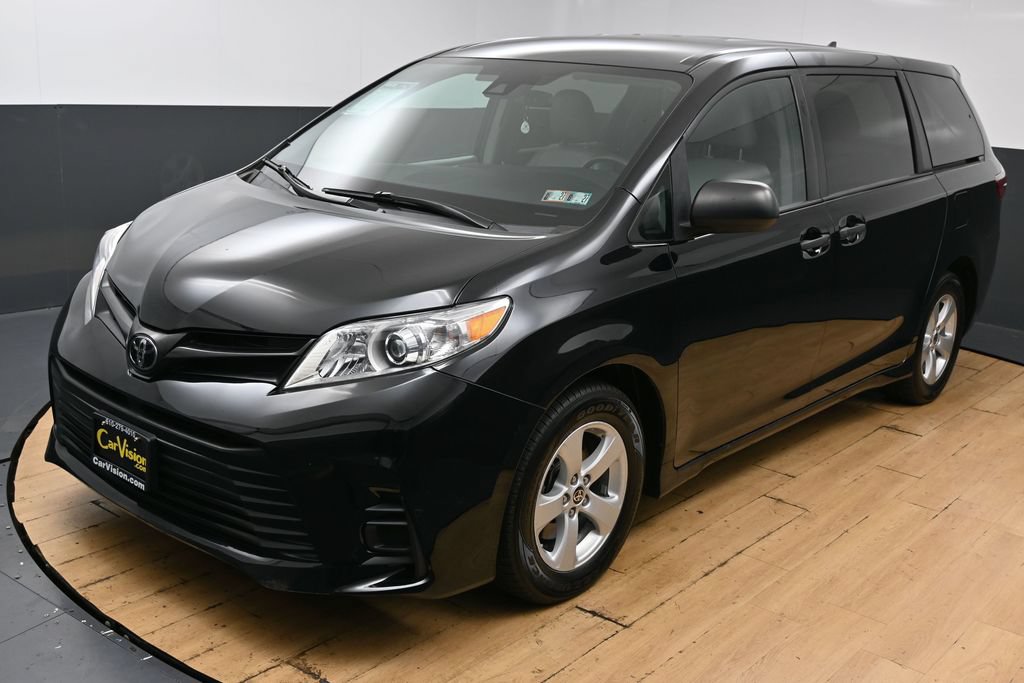 Used 2020 Toyota Sienna L FWD image 5