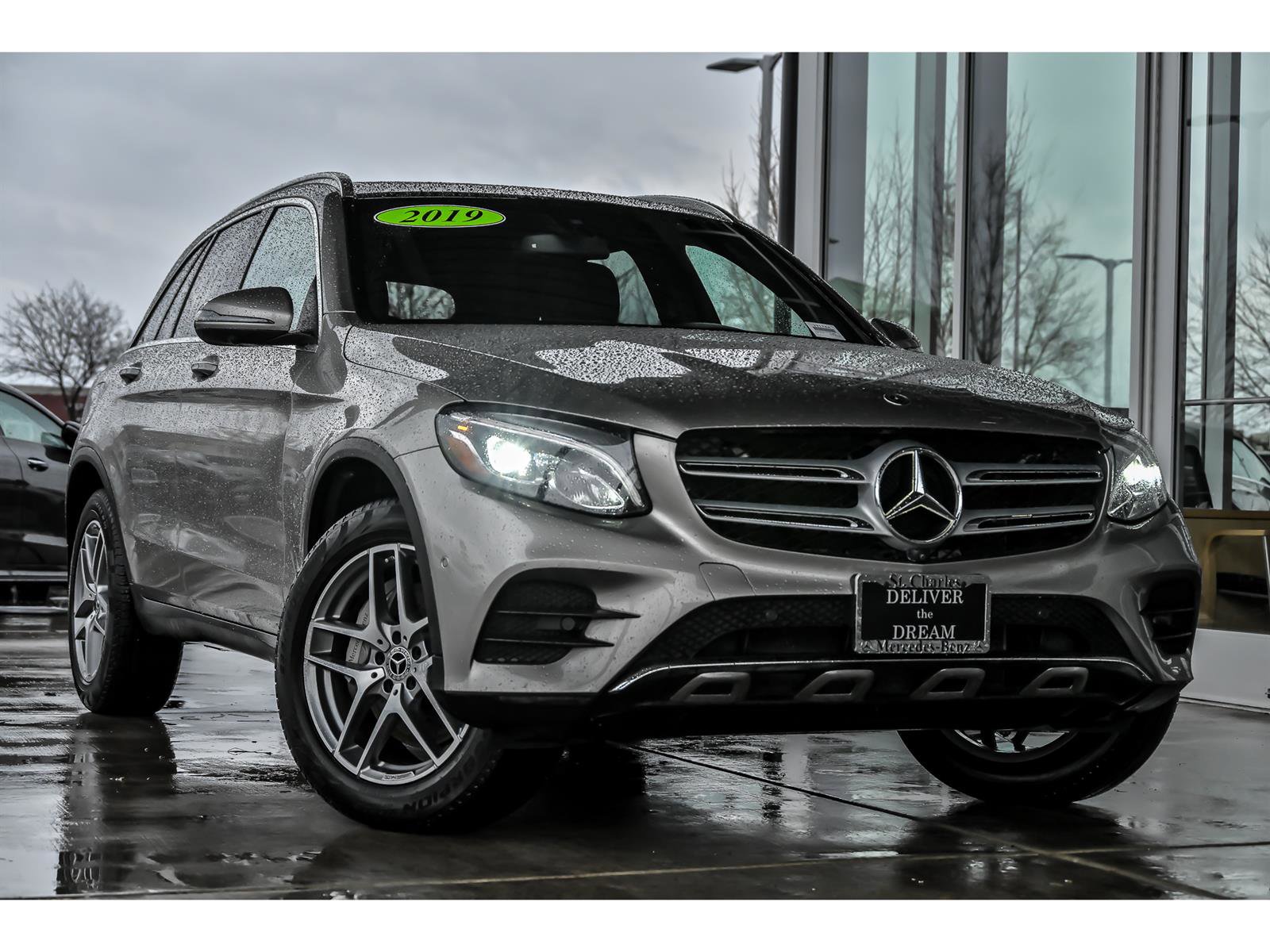 Used 2019 Mercedes-Benz GLC 300 4MATIC image 1