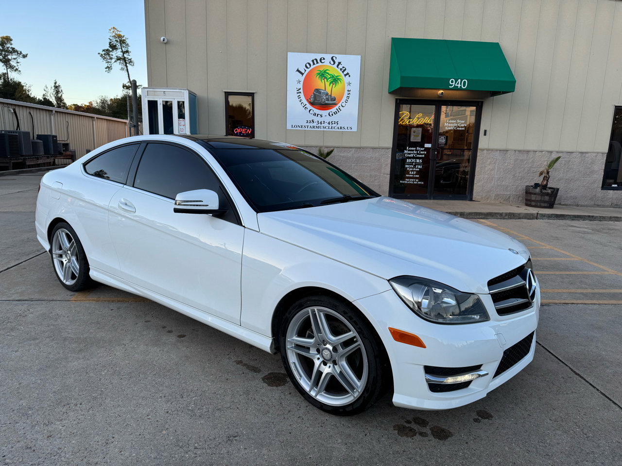 Used 2015 Mercedes-Benz C 250 Coupe image 17