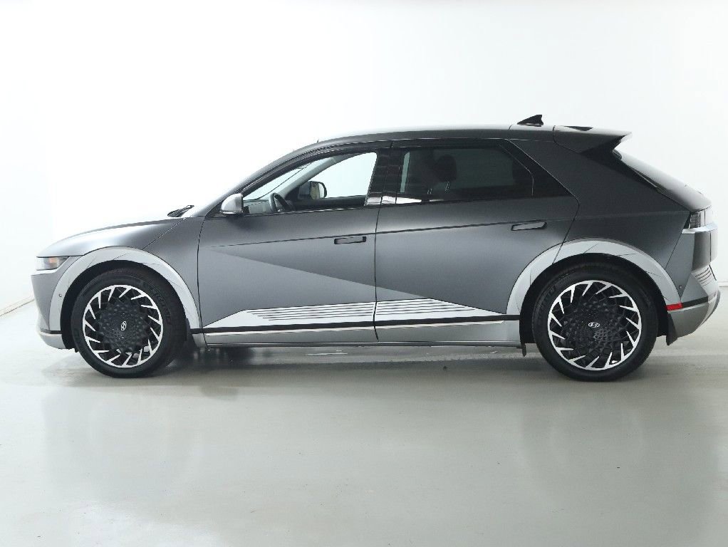 Used 2022 Hyundai Ioniq 5 Limited image 39