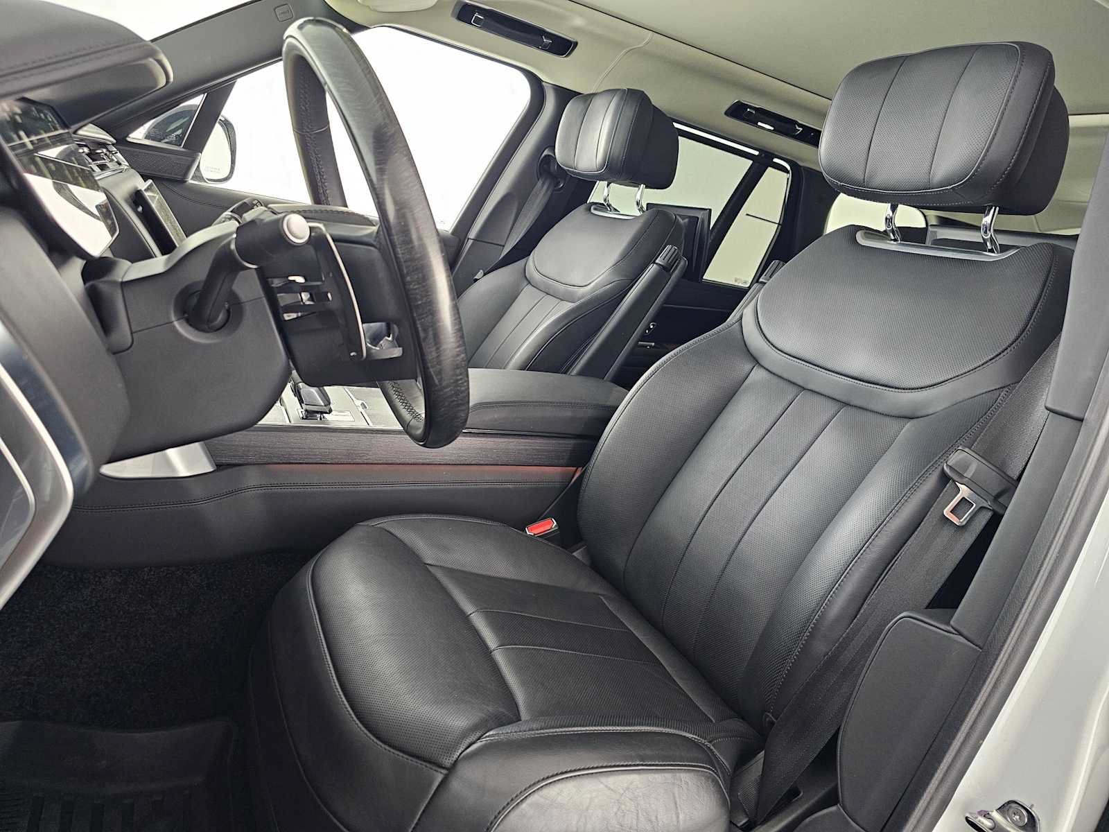 Used 2024 Land Rover Range Rover Autobiography AWD/4WD image 21