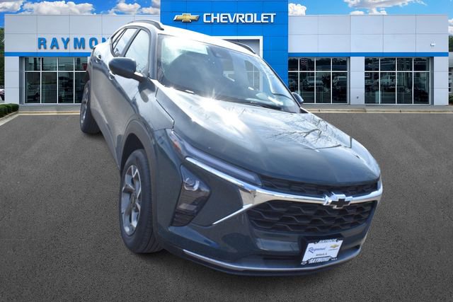 New 2026 Chevrolet Trax LT w/ LPO, Blackout Package image 10