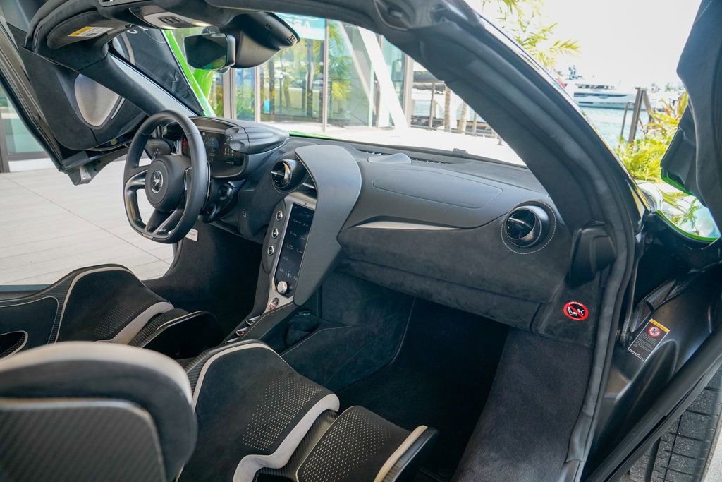 Used 2024 McLaren 750S Spider image 86