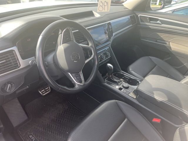 Used 2023 Volkswagen Atlas SEL R-Line AWD/4WD image 8