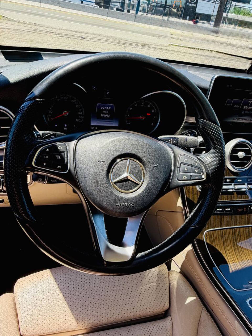 Used 2016 Mercedes-Benz GLC 300 4MATIC w/ Driver Assistance Package image 17