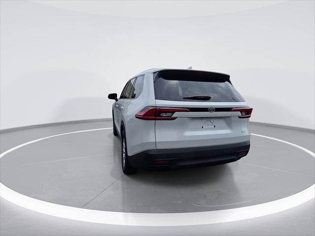 Certified 2025 Toyota Grand Highlander FWD image 9