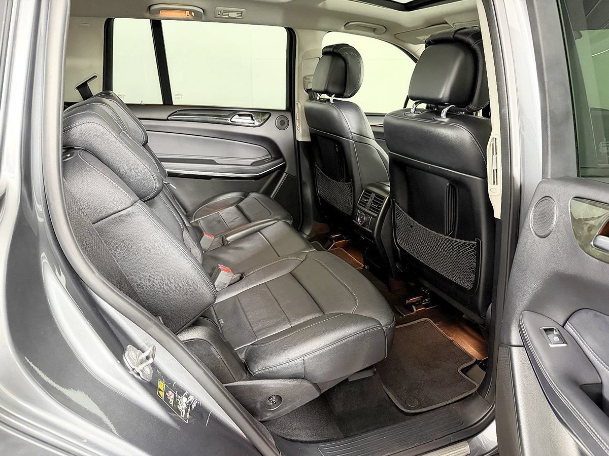 Used 2018 Mercedes-Benz GLS 550 4MATIC image 48