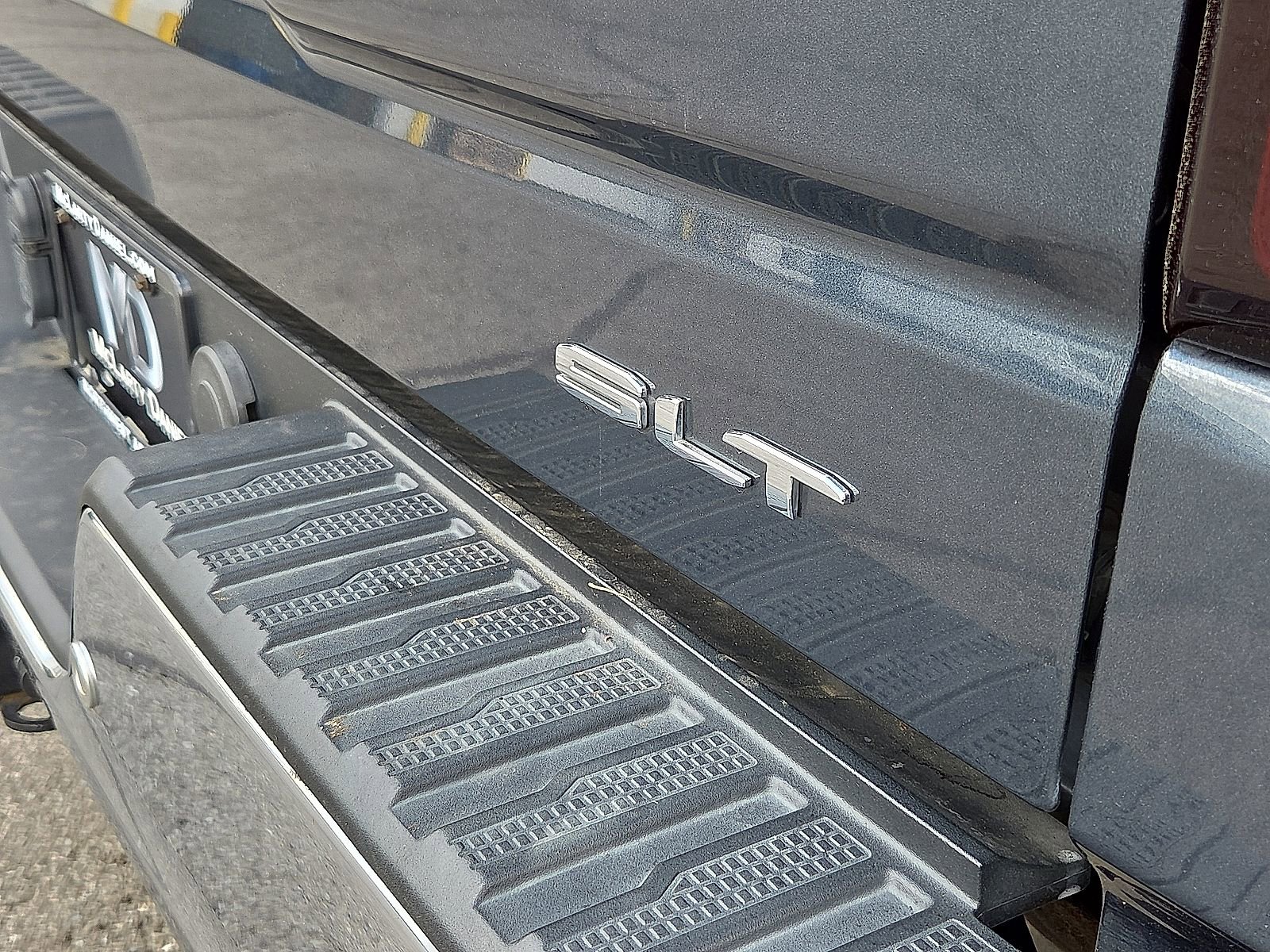 Certified 2019 GMC Sierra 1500 SLT w/ SLT Premium Plus Package image 8