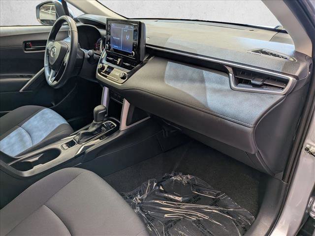 Used 2022 Toyota Corolla Cross LE w/ Moonroof Package FWD image 26