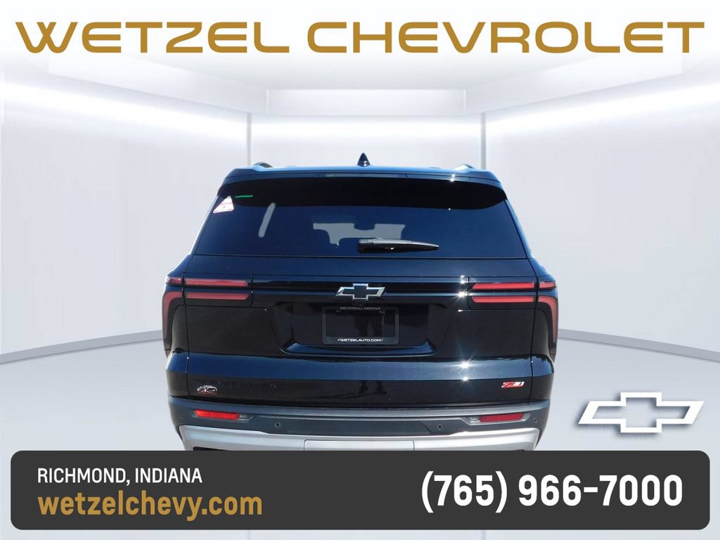 Used 2025 Chevrolet Traverse Z71 w/ Driver Confidence Package AWD/4WD image 4