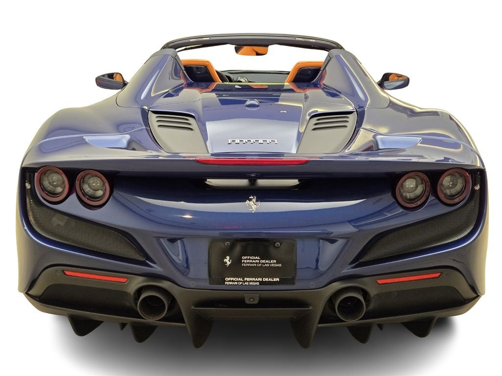 Used 2022 Ferrari F8 Tributo image 10