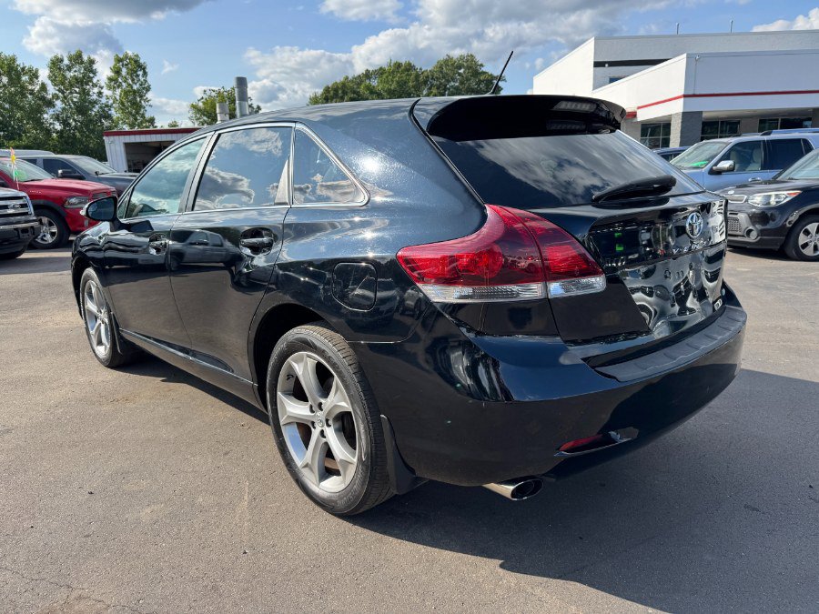 Used 2013 Toyota Venza LE AWD/4WD image 3