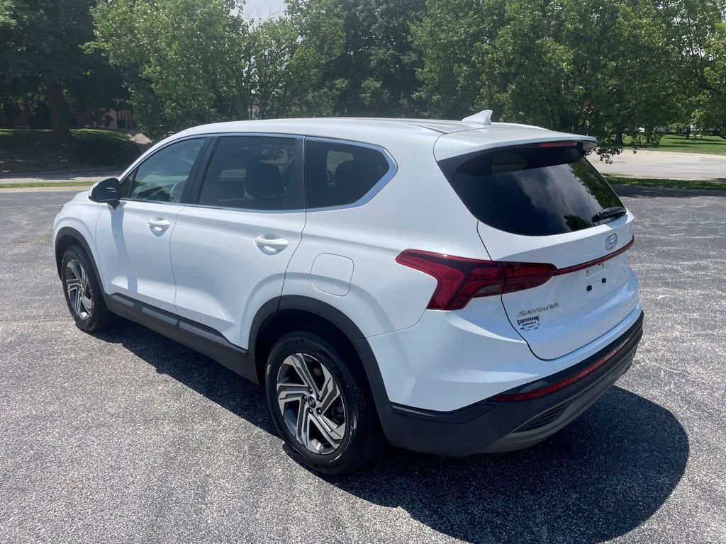 Used 2021 Hyundai Santa Fe SE FWD image 7