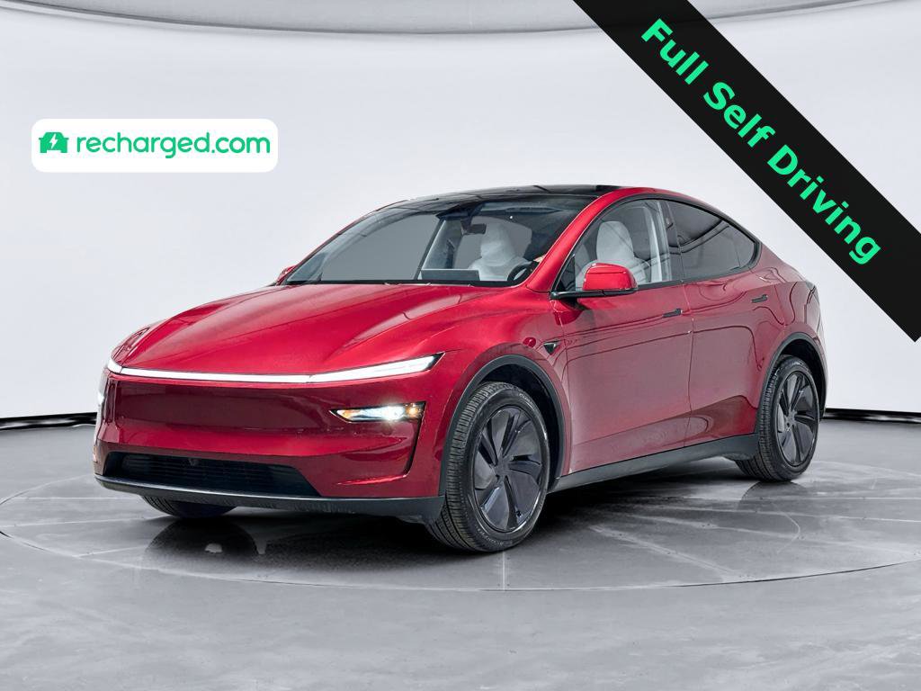 Used 2026 Tesla Model Y AWD image 1