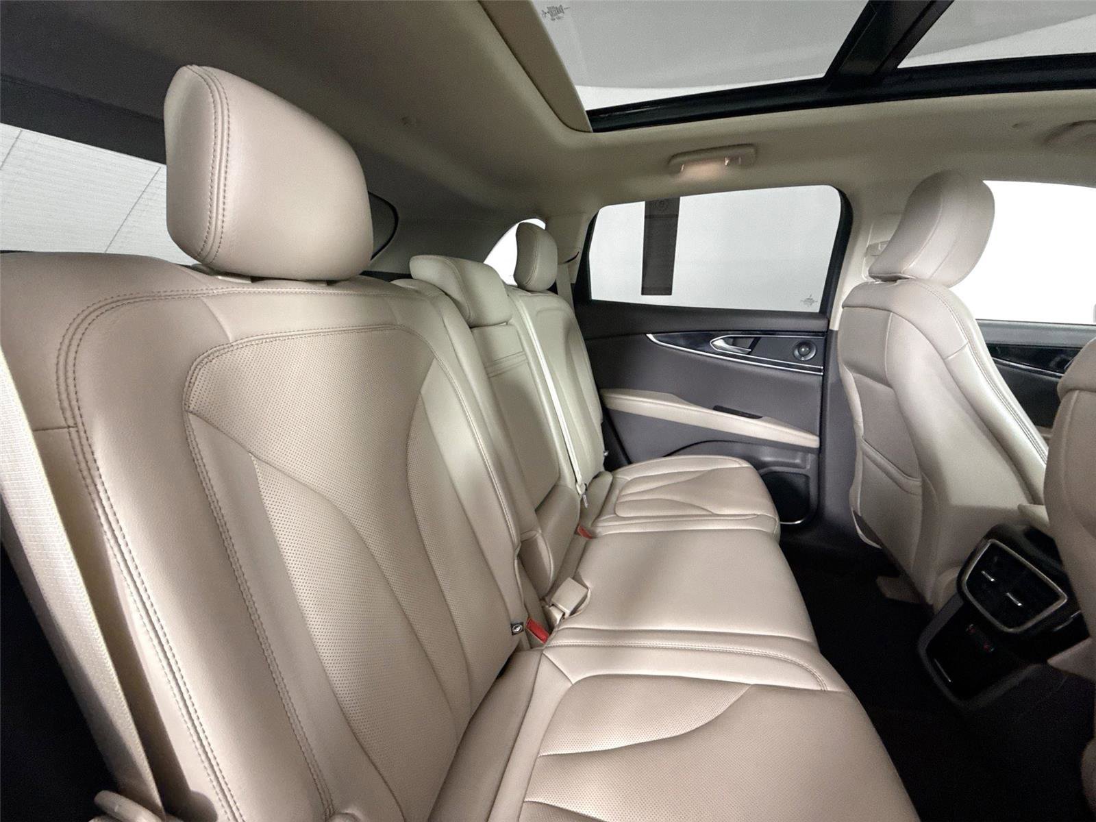 Used 2021 Lincoln Nautilus Reserve w/ Cargo Utility Package image 47