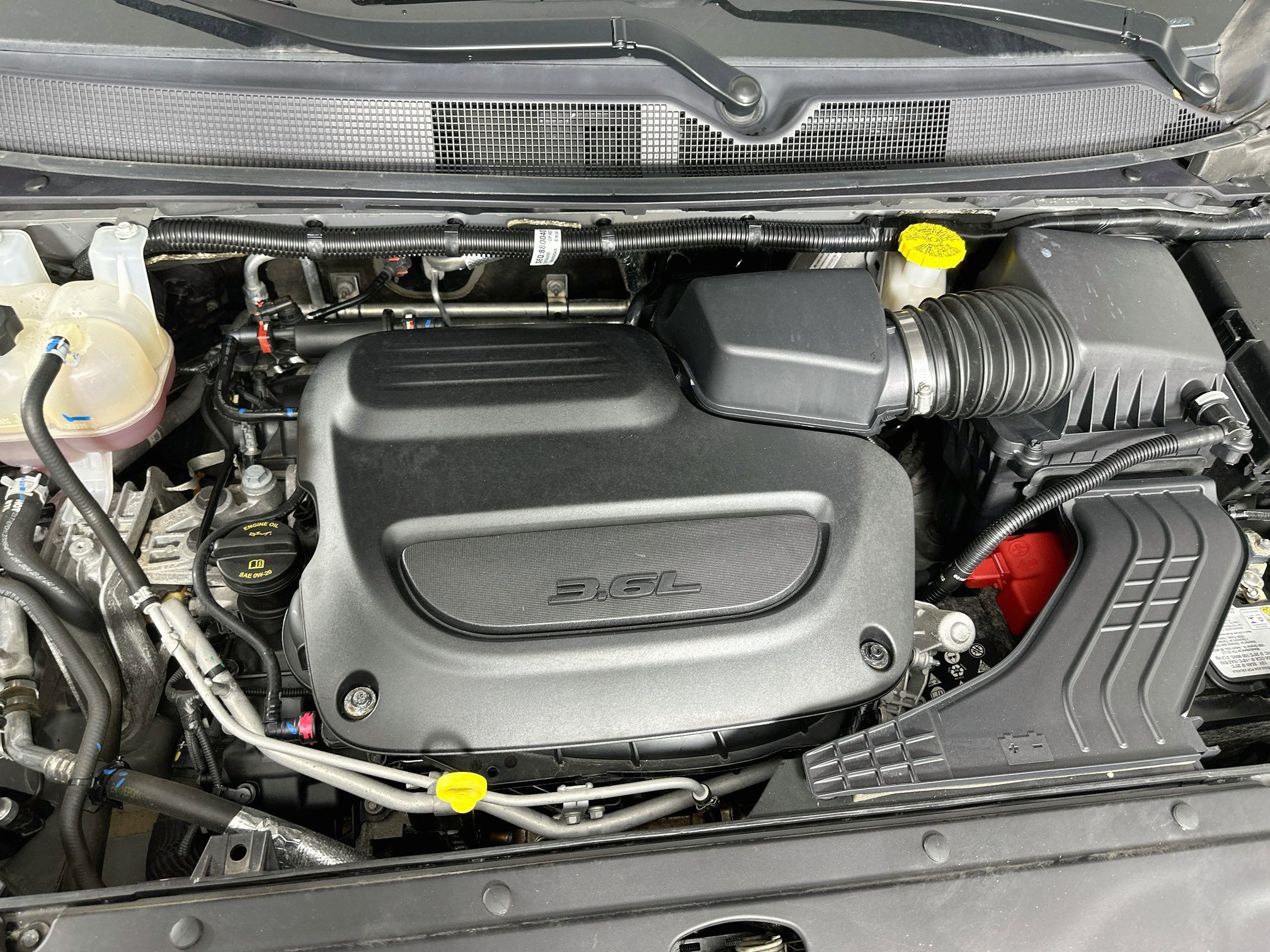 Used 2025 Chrysler Pacifica Select FWD image 34