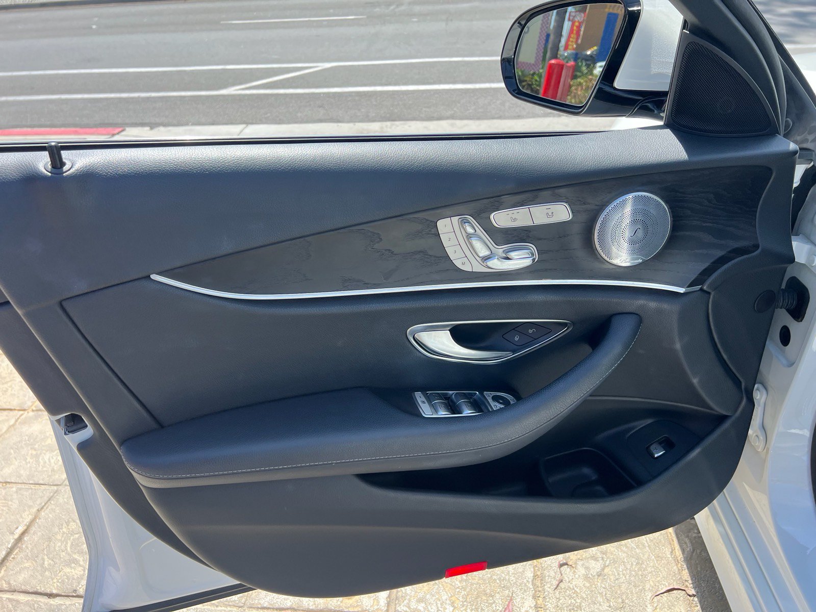 Used 2018 Mercedes-Benz E 300 w/ Premium 2 Package (Q02) image 10