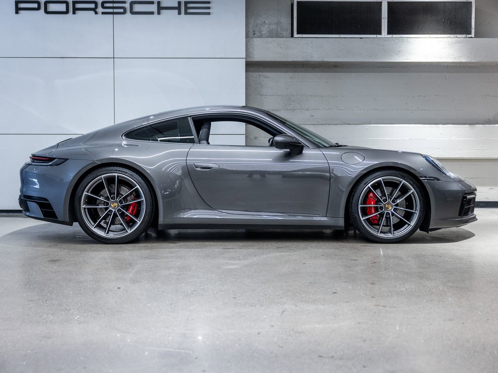 Certified 2020 Porsche 911 Carrera S RWD image 18