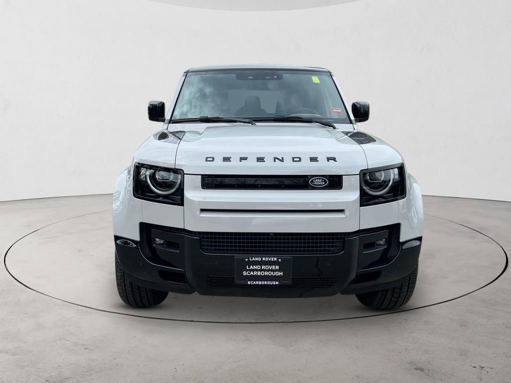 New 2026 Land Rover Defender 110 X-Dynamic SE image 8