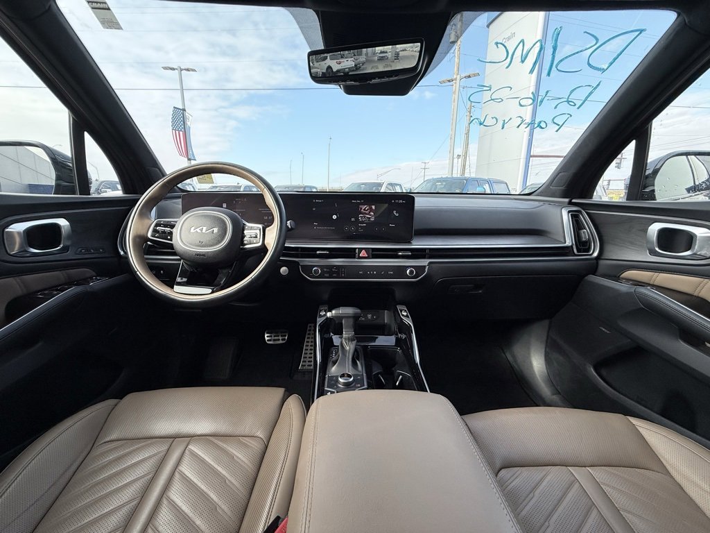 Used 2024 Kia Sorento SX Prestige w/ Olive Brown Leather Package image 28