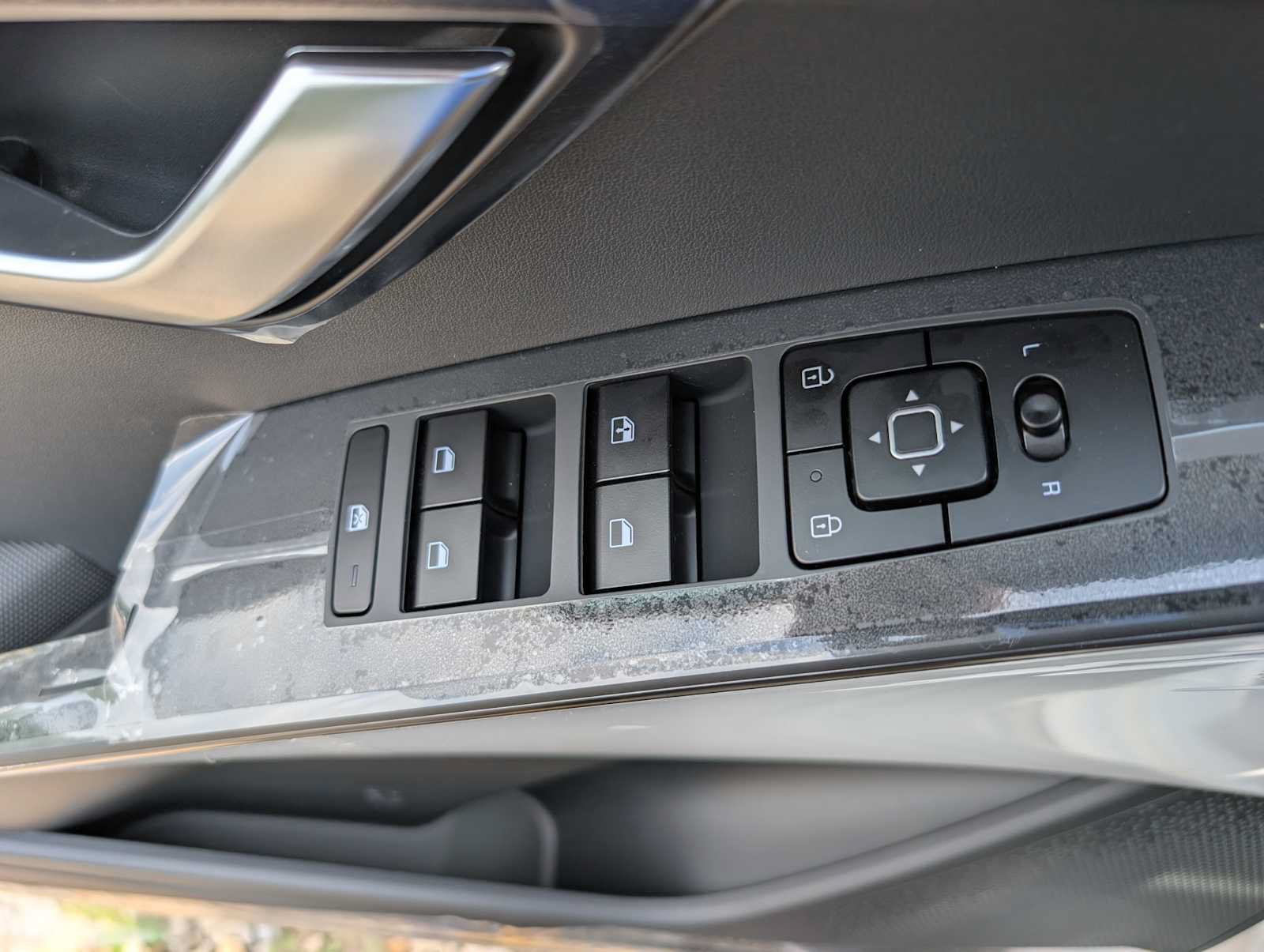 New 2026 Kia Niro LX FWD image 27