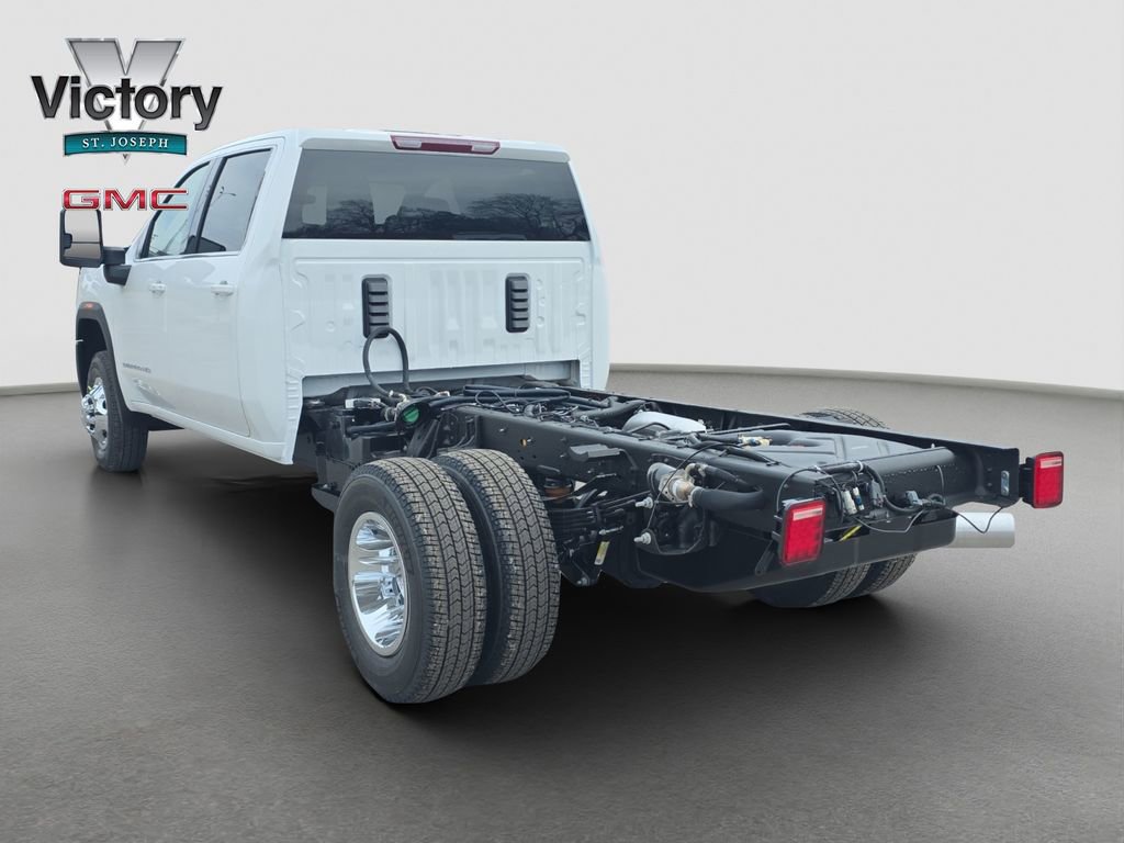 New 2026 GMC Sierra 3500 SLE w/ SLE Convenience Package AWD/4WD image 15