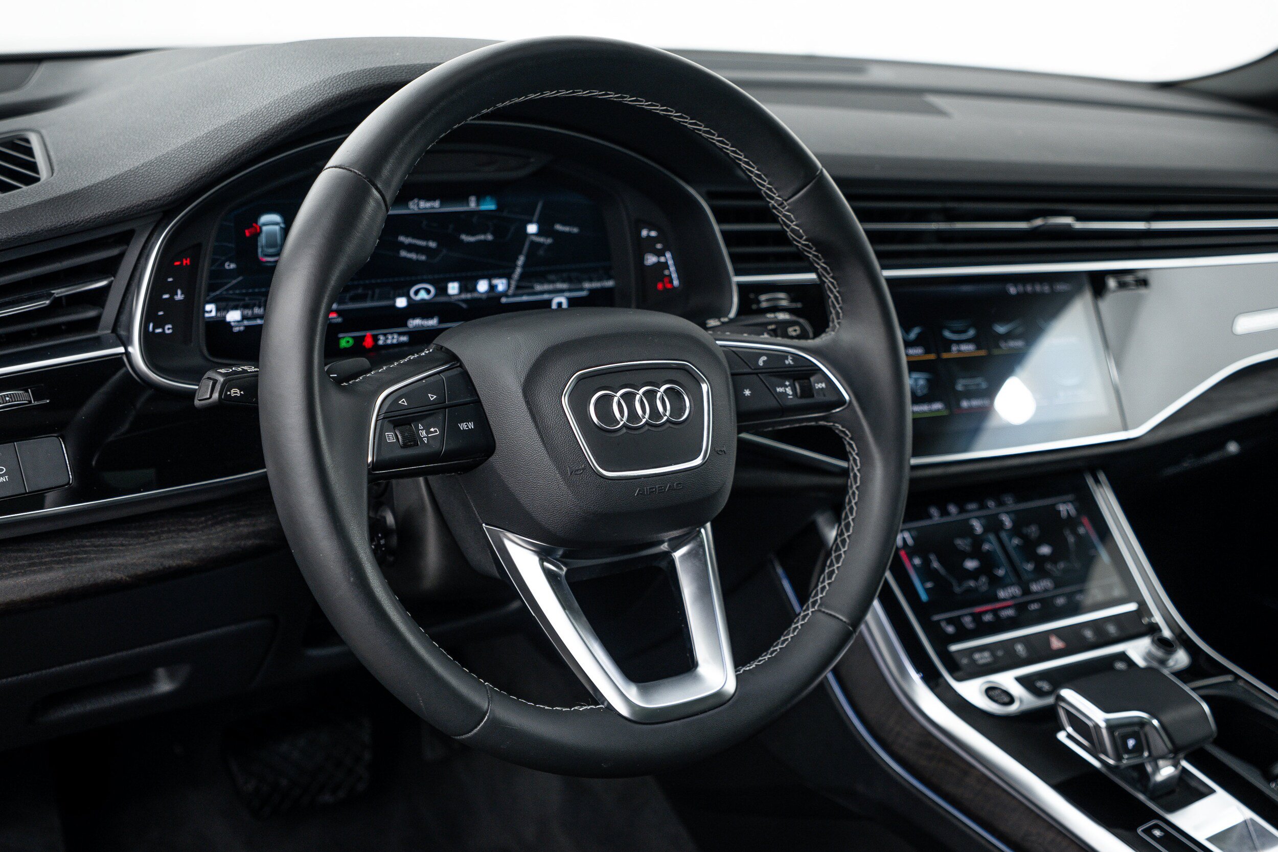 Certified 2022 Audi Q8 Premium Plus AWD/4WD image 11