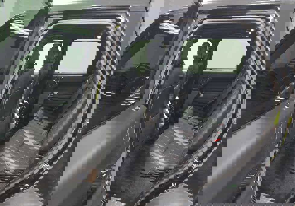 Used 2020 Land Rover Range Rover Sport HSE Dynamic image 13