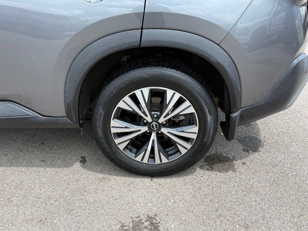 Used 2022 Nissan Rogue SV FWD image 24