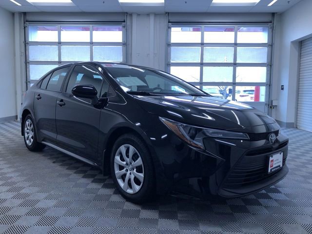Certified 2024 Toyota Corolla LE image 35