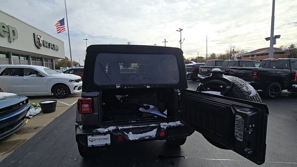 Certified 2021 Jeep Wrangler Unlimited Sahara image 15