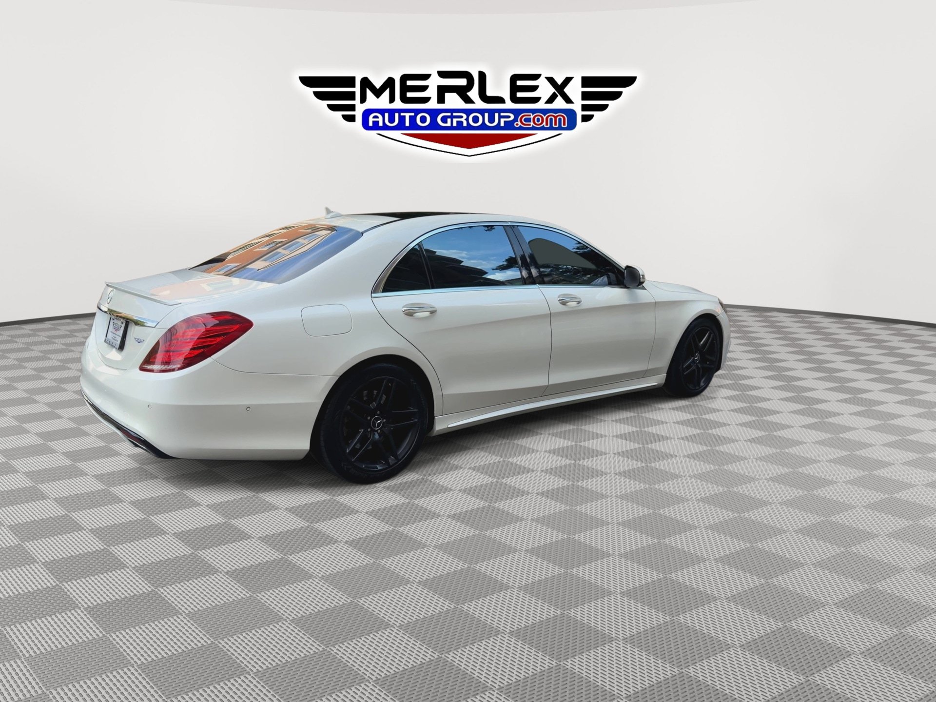 Used 2015 Mercedes-Benz S 550 4MATIC Sedan image 8