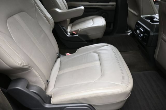 Used 2019 Ford Expedition Max Limited w/ Equipment Group 302A AWD/4WD image 28