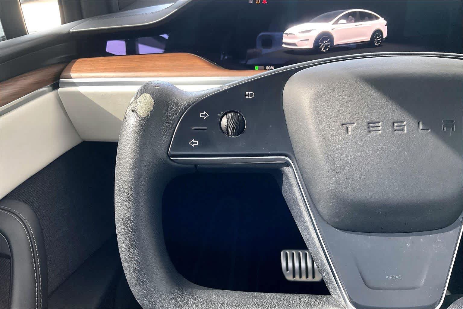 Used 2022 Tesla Model X AWD/4WD image 24