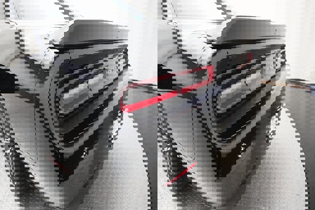 Used 2023 Dodge Challenger R/T w/ Plus Package image 31