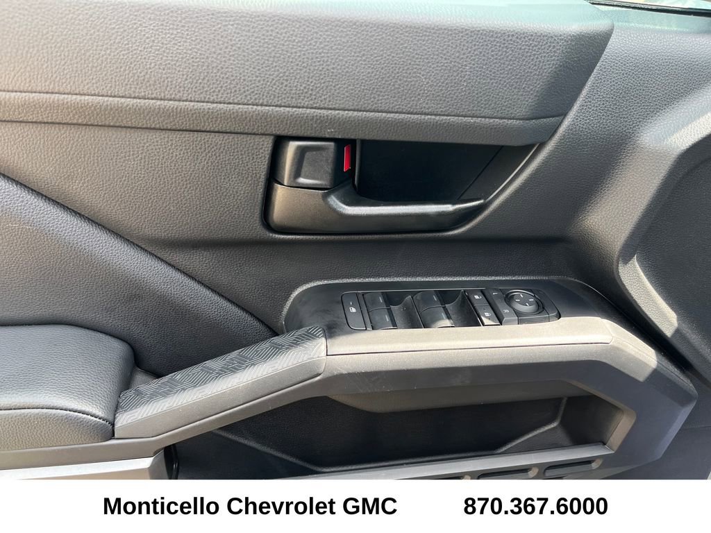 Used 2024 Toyota Tacoma SR5 RWD image 10