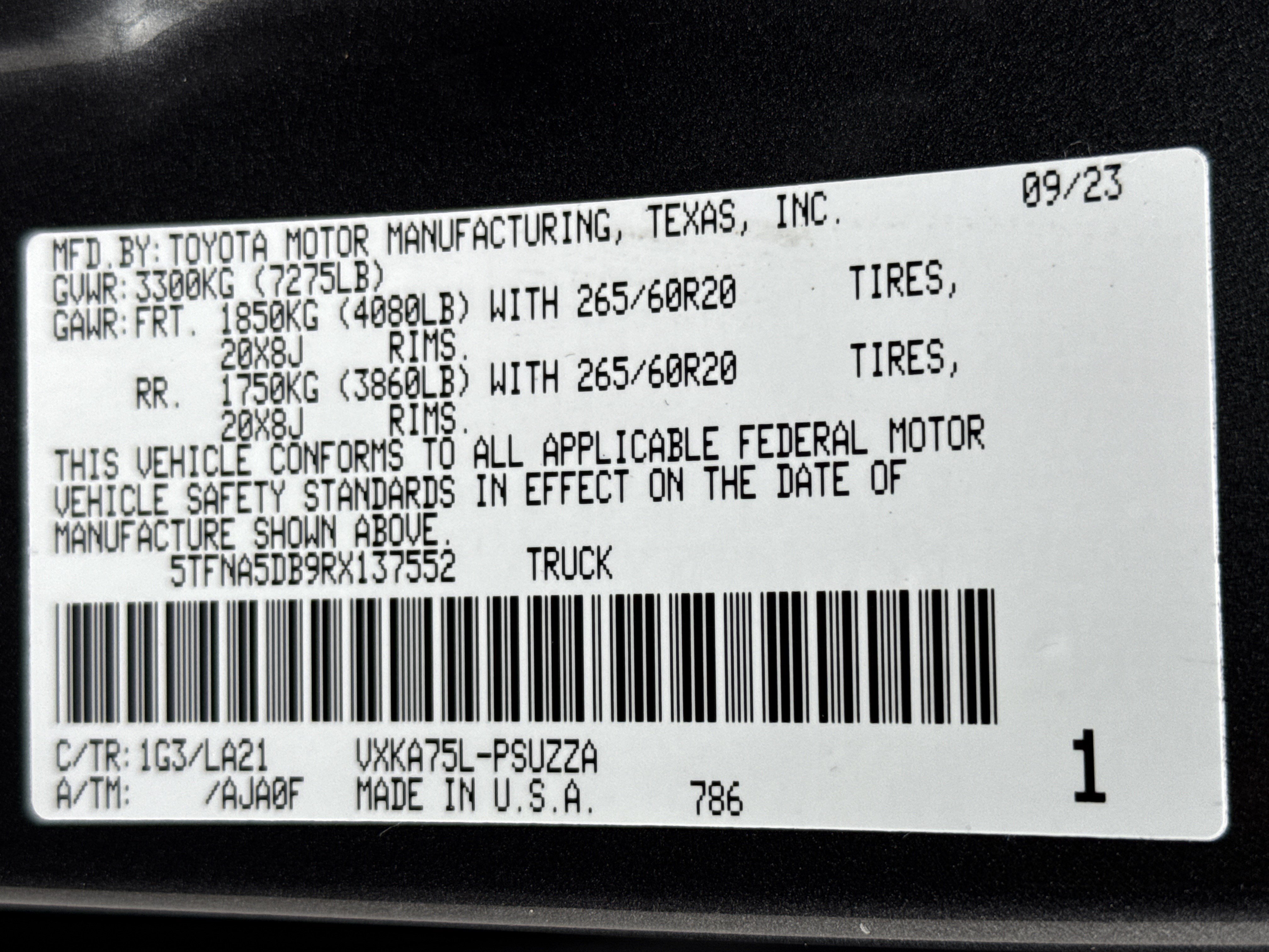 Used 2024 Toyota Tundra Platinum AWD/4WD image 37