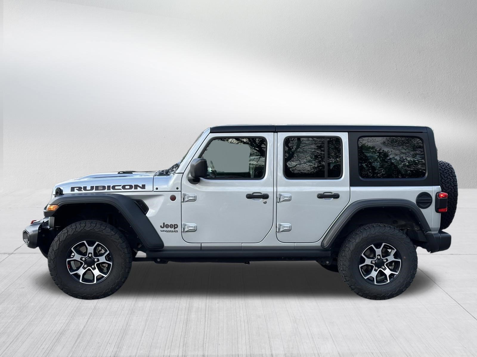 Used 2022 Jeep Wrangler Unlimited Rubicon w/ LED Lighting Group AWD/4WD image 4