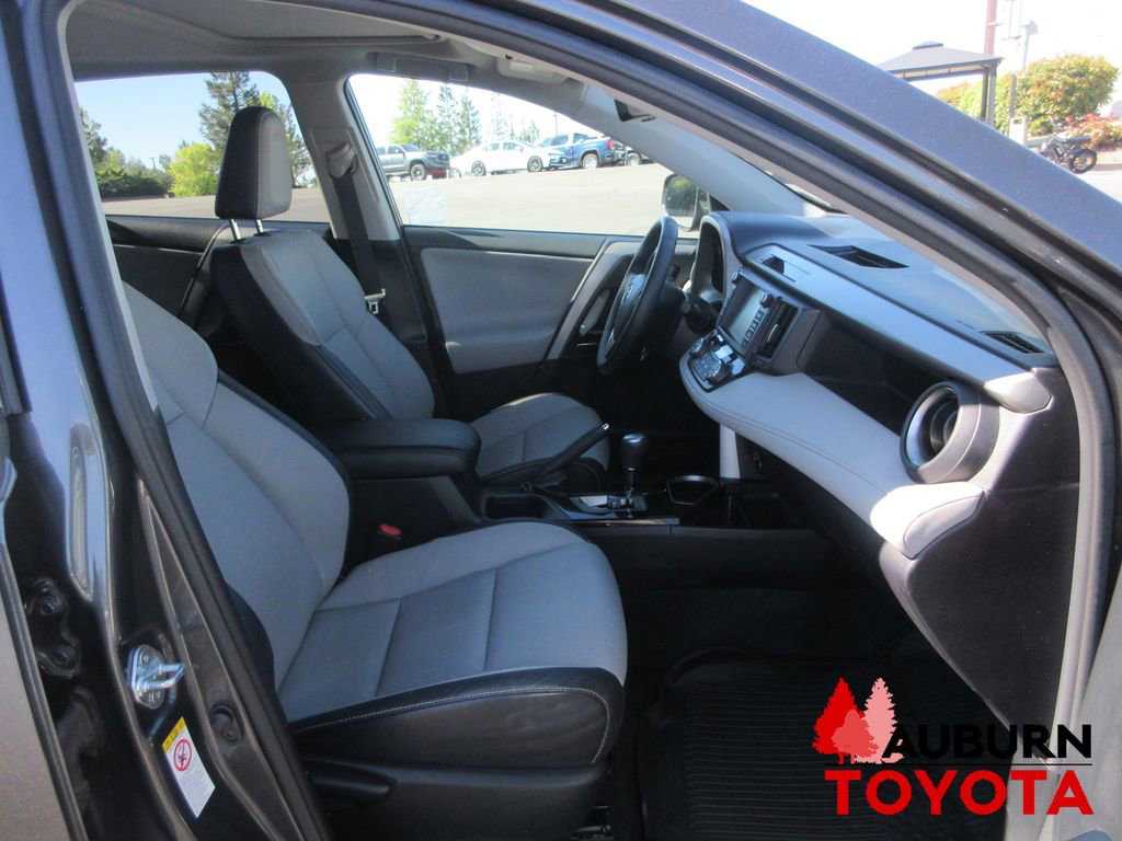 Used 2017 Toyota RAV4 Limited w/ Advanced Technology Package image 12