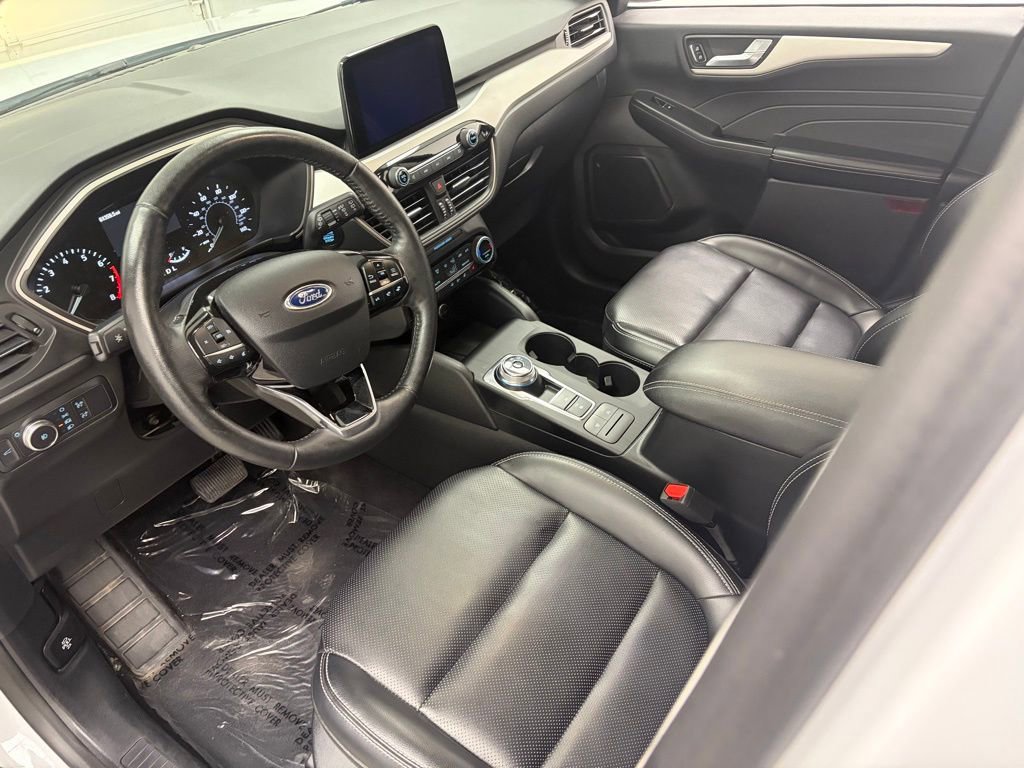 Used 2021 Ford Escape SEL image 13
