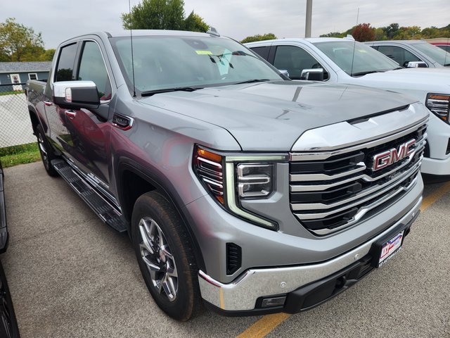 New 2026 GMC Sierra 1500 SLT w/ SLT Premium Plus Package image 1