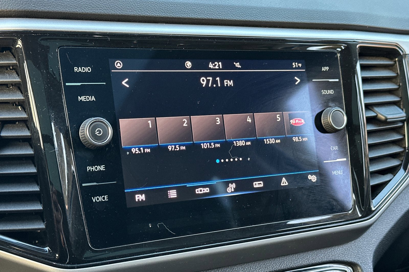 Certified 2022 Volkswagen Atlas SE image 19