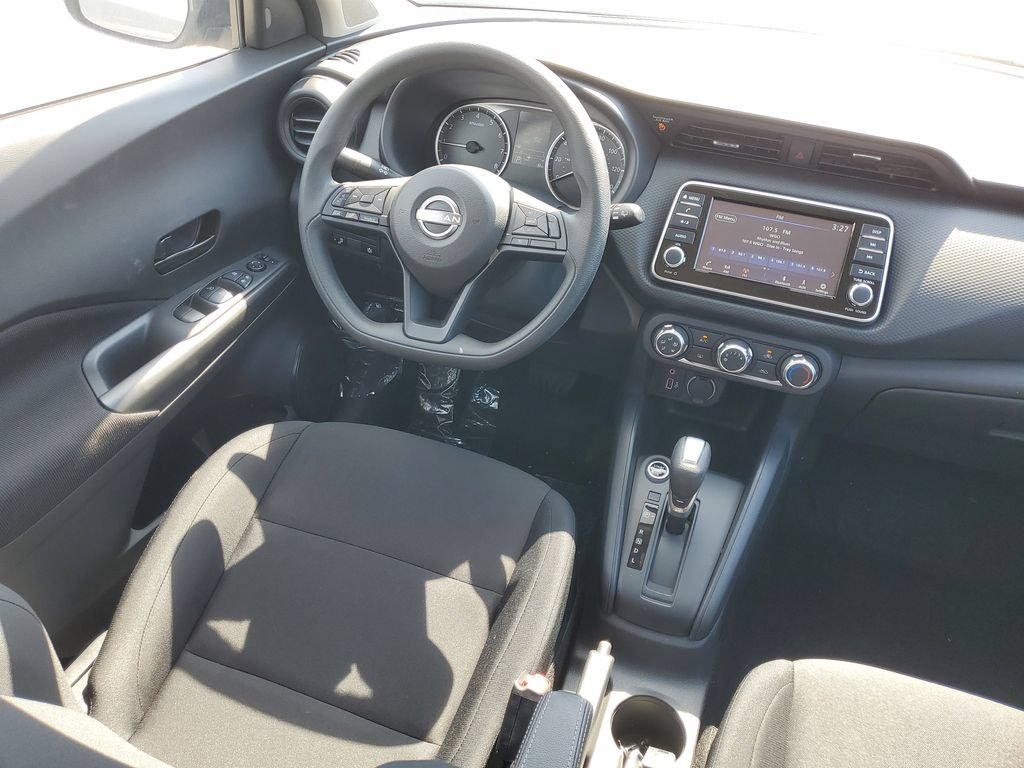 New 2025 Nissan Kicks Play S FWD image 12